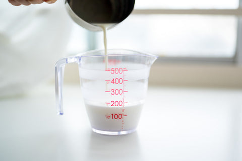 The Ultimate Measuring Cup for Lefty Cooks