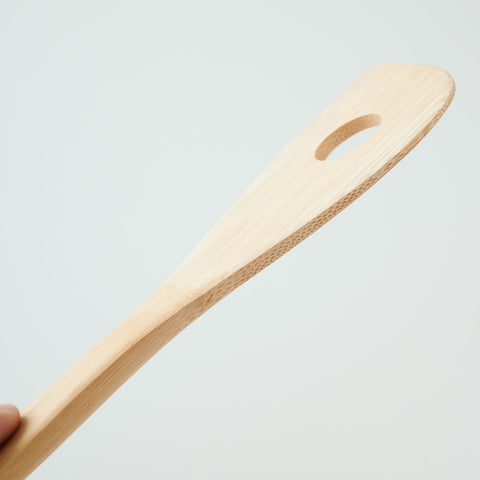 Bamboo spatula (perforated), left-handed