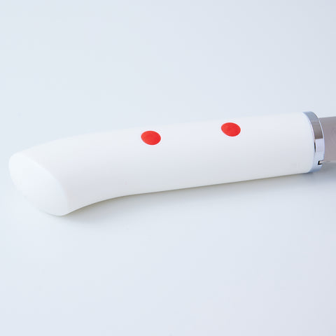 SUNCRAFT kids’ left-handed Santoku knife. Safe, 130mm stainless steel blade, ergonomic handle, protective cover included.