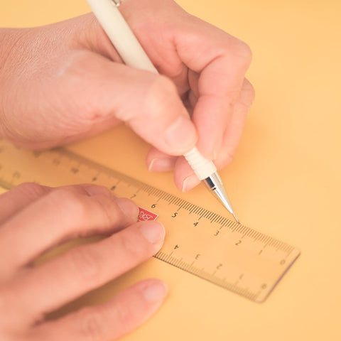 BRUNNEN 15cm flexible ruler with dual scales for left- and right-handers. Semi-transparent, pocket-friendly, bendable plastic.