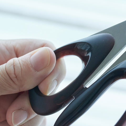 SILKY left-handed fabric scissors. 210mm, stainless steel blades, matte dark brown handles. Made in Seki City, Japan.