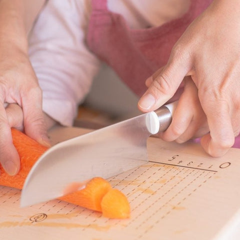 SUNCRAFT kitchen tool gift set for left-handed kids – knife, scissors, and peeler with safe ergonomic design, made in Seki, Japan.