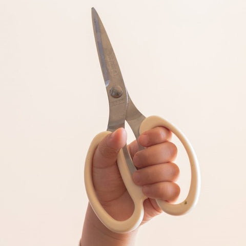 SUNCRAFT kitchen tool gift set for left-handed kids – knife, scissors, and peeler with safe ergonomic design, made in Seki, Japan.