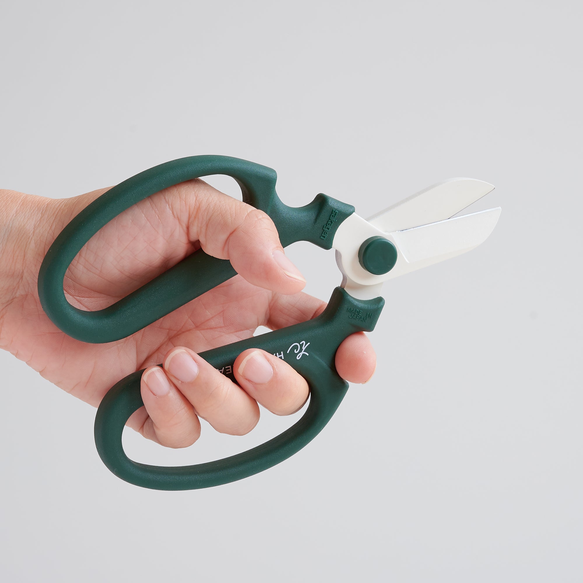 SAKAGEN Left-Handed Flower Scissors – Japan Made, Award-Winning