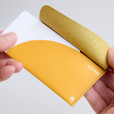 Ultra-Thin Leather Card Holder "CARDRIDGE" for Left-Handers