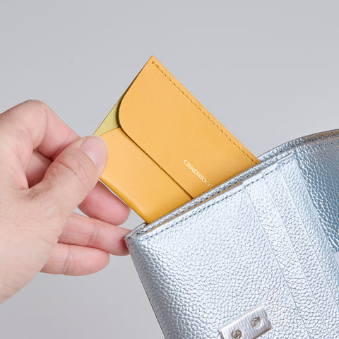 Ultra-Thin Leather Card Holder "CARDRIDGE" for Left-Handers