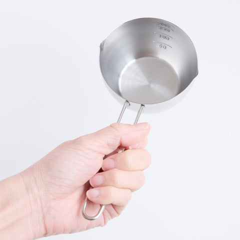 Stainless steel measuring cup 200ml ambidextrous design with dual spouts and long handle, made in Tsubame, Japan.