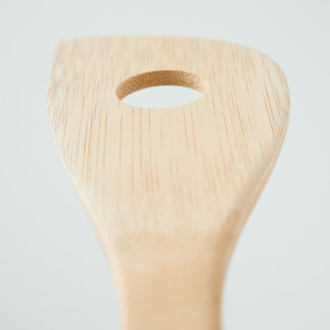 Bamboo spatula (perforated), left-handed