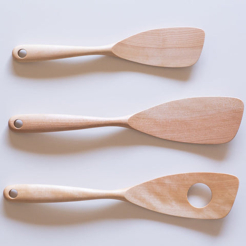 Betula schmidtii wood spatula (Perforated), left-handed
